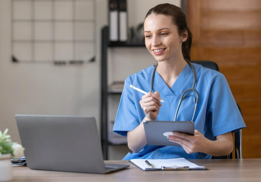 Hailey Bieber’s “Clean Girl” Trend: An Expert Injector’s Injectables vs Skincare Reality Check